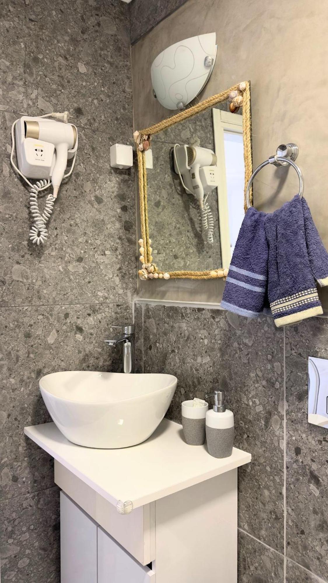 Peters Studio Архангелос Екстериор снимка